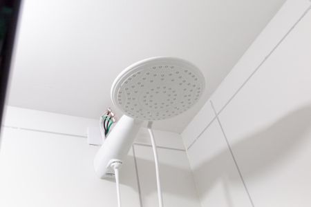 Banheiro de apartamento para alugar com 2 quartos, 37m² em Centro, Guarulhos