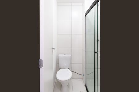 Banheiro de apartamento para alugar com 2 quartos, 37m² em Centro, Guarulhos
