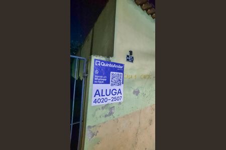 Placa de casa para alugar com 1 quarto, 60m² em Brás de Pina, Rio de Janeiro
