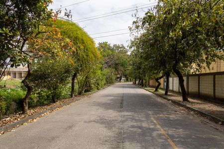 Vista da Rua de apartamento à venda com 2 quartos, 52m² em Campo Grande, Rio de Janeiro