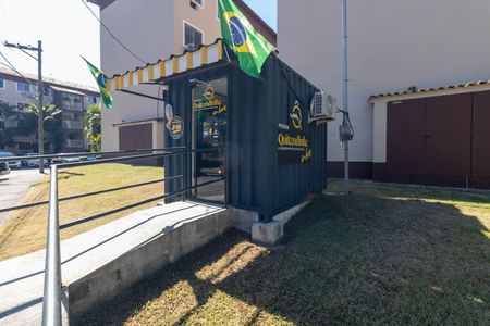Apartamento à venda com 52m², 2 quartos e 2 vagas Apartamento à venda com 52m², 2 quartos e 2 vagasConveniência