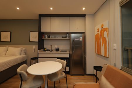 Apartamento à venda com 28m², 1 quarto e sem vagaQuarto e Cozinha
