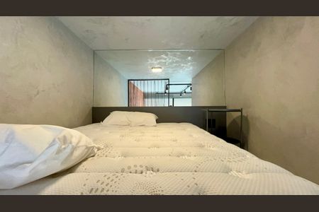 Apartamento à venda com 31m², 1 quarto e sem vaga