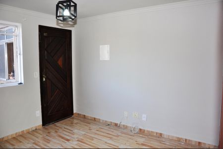 Apartamento para alugar com 45m², 2 quartos e 1 vaga Apartamento para alugar com 45m², 2 quartos e 1 vagaDetalhe - Sala