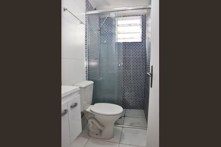 Apartamento para alugar com 45m², 2 quartos e 1 vaga Apartamento para alugar com 45m², 2 quartos e 1 vagaDetalhe - Banheiro Social