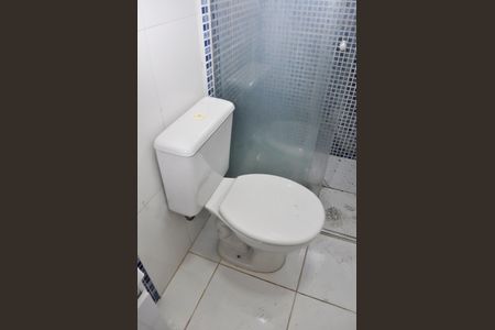 Apartamento para alugar com 45m², 2 quartos e 1 vaga Apartamento para alugar com 45m², 2 quartos e 1 vagaDetalhe - Banheiro Social