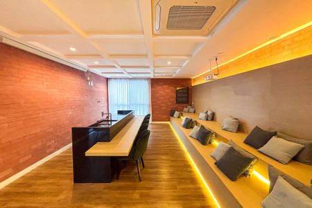 Apartamento à venda com 78m², 2 quartos e 1 vagaÁrea comum