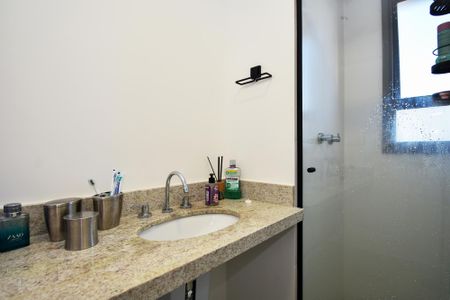 Apartamento à venda com 78m², 2 quartos e 1 vagaBanheiro da Suíte 2