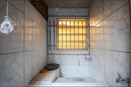 Casa à venda com 287m², 5 quartos e 2 vagas Casa à venda com 287m², 5 quartos e 2 vagasÁrea de serviço
