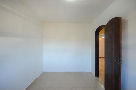 Casa à venda com 287m², 5 quartos e 2 vagas Casa à venda com 287m², 5 quartos e 2 vagasQuarto 2 - Casa 3