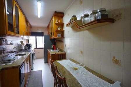 Cozinha de apartamento à venda com 3 quartos, 168m² em Cristo Redentor, Porto Alegre