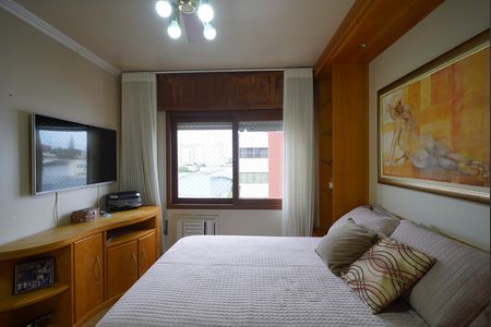 Apartamento à venda com 168m², 3 quartos e 2 vagas Apartamento à venda com 168m², 3 quartos e 2 vagasSuite
