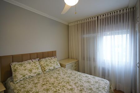 Apartamento à venda com 168m², 3 quartos e 2 vagas Apartamento à venda com 168m², 3 quartos e 2 vagasQuarto 3