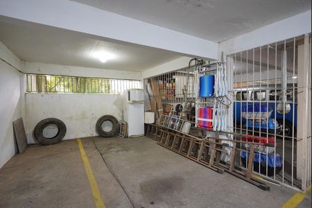 Apartamento à venda com 168m², 3 quartos e 2 vagas Apartamento à venda com 168m², 3 quartos e 2 vagasGaragem 1