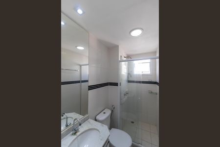 Banheiro  de apartamento à venda com 2 quartos, 60m² em Jardim Santa Eudoxia, Campinas