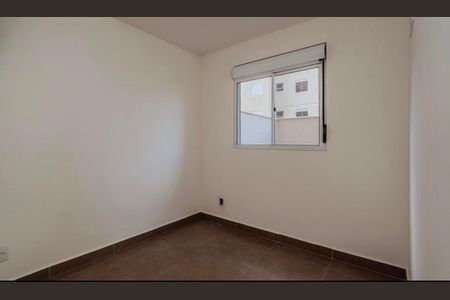 Quarto de apartamento para alugar com 2 quartos, 73m² em Buritis, Belo Horizonte