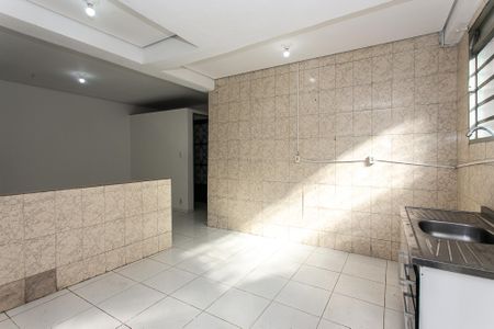 Cozinha de casa de condomínio para alugar com 2 quartos, 80m² em Vila Esperança, São Paulo