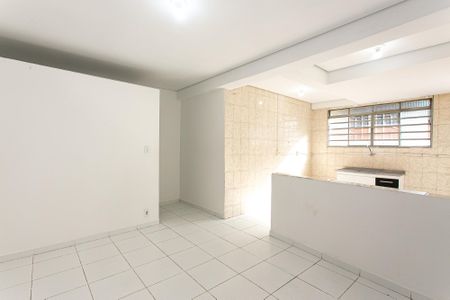 Casa de Condomínio para alugar com 2 quartos, 80m² em Vila Esperança, São Paulo