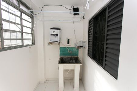 Casa de condomínio para alugar com 80m², 2 quartos e 1 vaga Casa de condomínio para alugar com 80m², 2 quartos e 1 vagaÁrea de Serviço