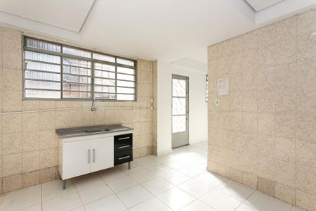 Cozinha de casa de condomínio para alugar com 2 quartos, 80m² em Vila Esperança, São Paulo