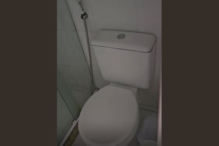 Banheiro de apartamento para alugar com 2 quartos, 49m² em Jardim América, Rio de Janeiro