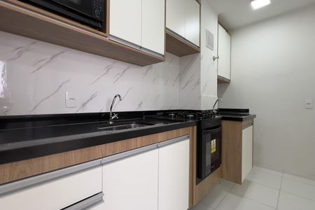 Apartamento para alugar com 37m², 2 quartos e 1 vaga Apartamento para alugar com 37m², 2 quartos e 1 vagaCozinha e Área de Serviço