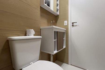 Apartamento para alugar com 37m², 2 quartos e 1 vaga Apartamento para alugar com 37m², 2 quartos e 1 vagaBanheiro