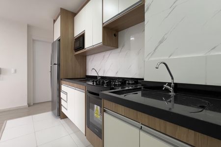 Apartamento para alugar com 37m², 2 quartos e 1 vaga Apartamento para alugar com 37m², 2 quartos e 1 vagaCozinha e Área de Serviço