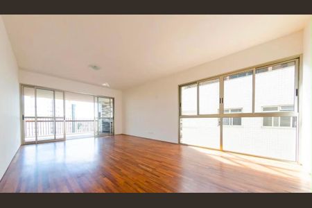 Apartamento para alugar com 156m², 4 quartos e 3 vagas Apartamento para alugar com 156m², 4 quartos e 3 vagasSala