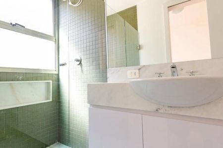 Suíte 1 - Banheiro de apartamento para alugar com 4 quartos, 156m² em Nova Suíça, Belo Horizonte