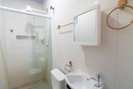 Banheiro de kitnet/studio para alugar com 1 quarto, 35m² em Jardim Jabaquara, São Paulo