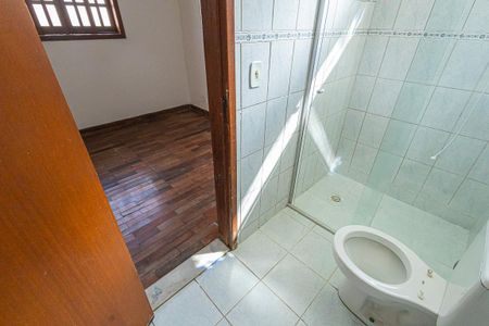 Casa de condomínio para alugar com 60m², 3 quartos e 1 vaga Casa de condomínio para alugar com 60m², 3 quartos e 1 vagaSuíte