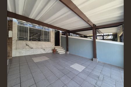 Garagem de casa para alugar com 3 quartos, 150m² em Vila Camilópolis, Santo André