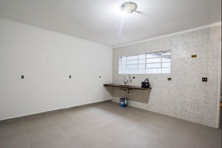Casa para alugar com 150m², 3 quartos e 2 vagas Casa para alugar com 150m², 3 quartos e 2 vagasCozinha