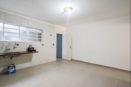 Casa para alugar com 150m², 3 quartos e 2 vagas Casa para alugar com 150m², 3 quartos e 2 vagasCozinha