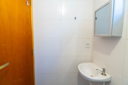 Banheiro da Suíte de casa para alugar com 1 quarto, 35m² em Parque Jabaquara, São Paulo