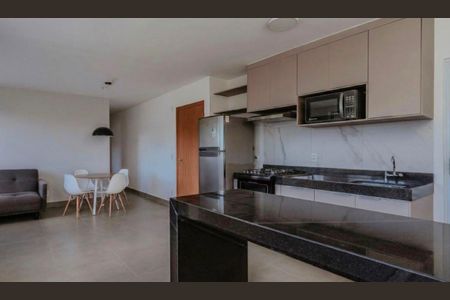 Cozinha de apartamento para alugar com 2 quartos, 95m² em Buritis, Belo Horizonte