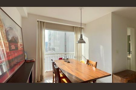 Apartamento à venda com 65m², 2 quartos e 1 vaga Apartamento à venda com 65m², 2 quartos e 1 vagaSala de Jantar