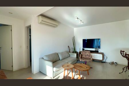Apartamento à venda com 65m², 2 quartos e 1 vaga Apartamento à venda com 65m², 2 quartos e 1 vagaSala