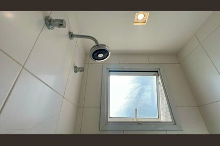 Apartamento à venda com 65m², 2 quartos e 1 vaga Apartamento à venda com 65m², 2 quartos e 1 vagaBanheiro