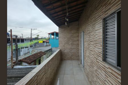 Casa para alugar com 245m², 4 quartos e 1 vaga Casa para alugar com 245m², 4 quartos e 1 vagaQuarto com Varanda