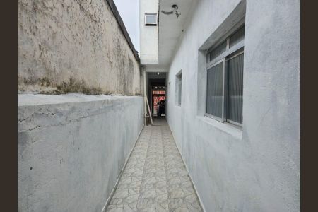 Casa para alugar com 245m², 4 quartos e 1 vaga Casa para alugar com 245m², 4 quartos e 1 vagaCorredor