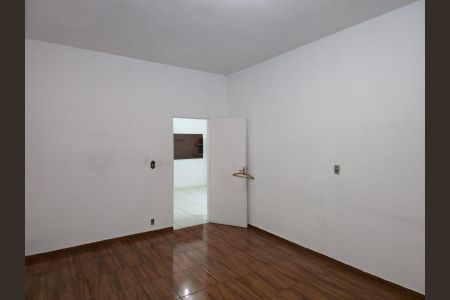 Casa para alugar com 245m², 4 quartos e 1 vaga Casa para alugar com 245m², 4 quartos e 1 vagaQuarto 03