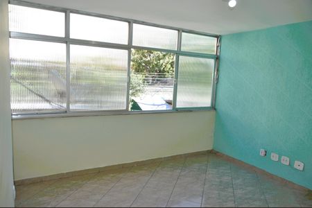 Apartamento à venda com 3 quartos, 74m² em Pilares, Rio de Janeiro