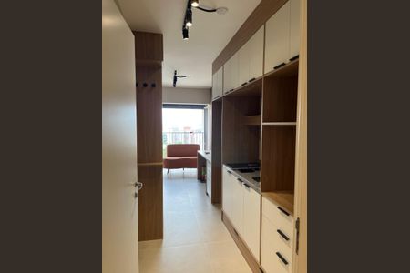 Cozinha de apartamento para alugar com 1 quarto, 26m² em Cerqueira César, São Paulo