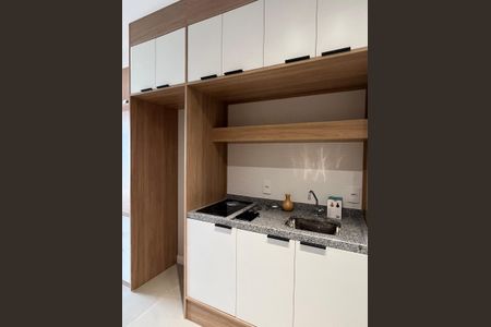 Cozinha de apartamento para alugar com 1 quarto, 26m² em Cerqueira César, São Paulo