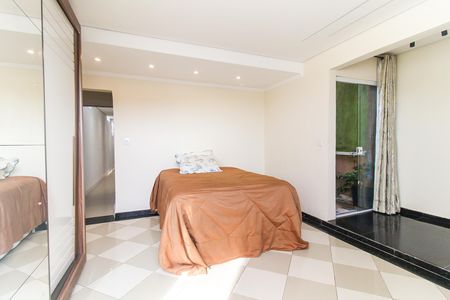 Casa à venda com 250m², 4 quartos e 2 vagas Casa à venda com 250m², 4 quartos e 2 vagasSuíte