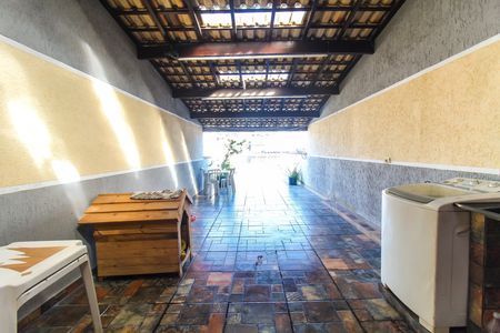 Casa à venda com 250m², 4 quartos e 2 vagas Casa à venda com 250m², 4 quartos e 2 vagasÁrea Gourmet