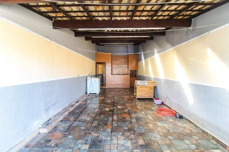 Casa à venda com 250m², 4 quartos e 2 vagas Casa à venda com 250m², 4 quartos e 2 vagasÁrea Gourmet