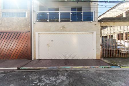 Fachada de casa à venda com 4 quartos, 250m² em Cidade Nova São Miguel, São Paulo